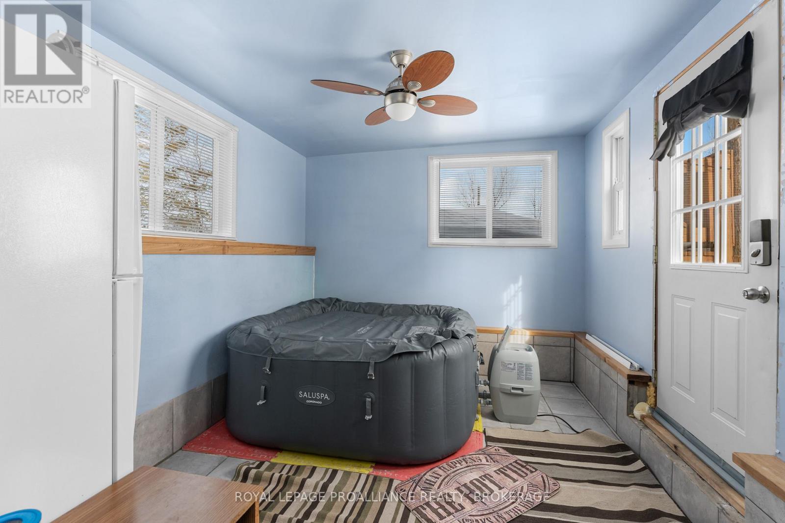 261 Shane Street, Loyalist, Ontario  K0H 2H0 - Photo 37 - X12864958