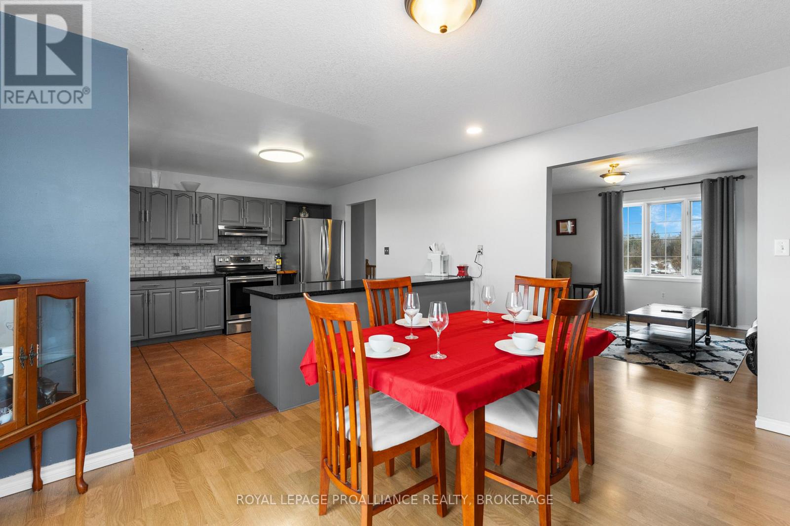 682 Caton Road, Loyalist, Ontario  K0H 1G0 - Photo 11 - X12864962