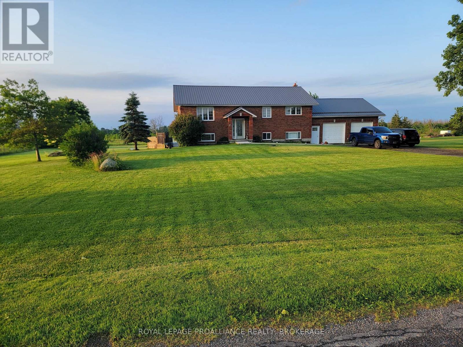 682 Caton Road, Loyalist, Ontario  K0H 1G0 - Photo 5 - X12864962