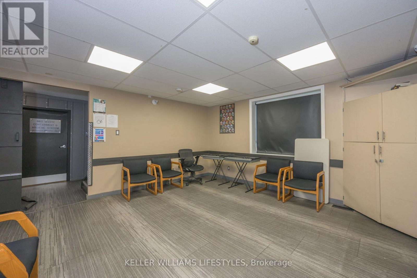 1233 Dundas Street, London East, Ontario  N5W 3B1 - Photo 14 - X12864916