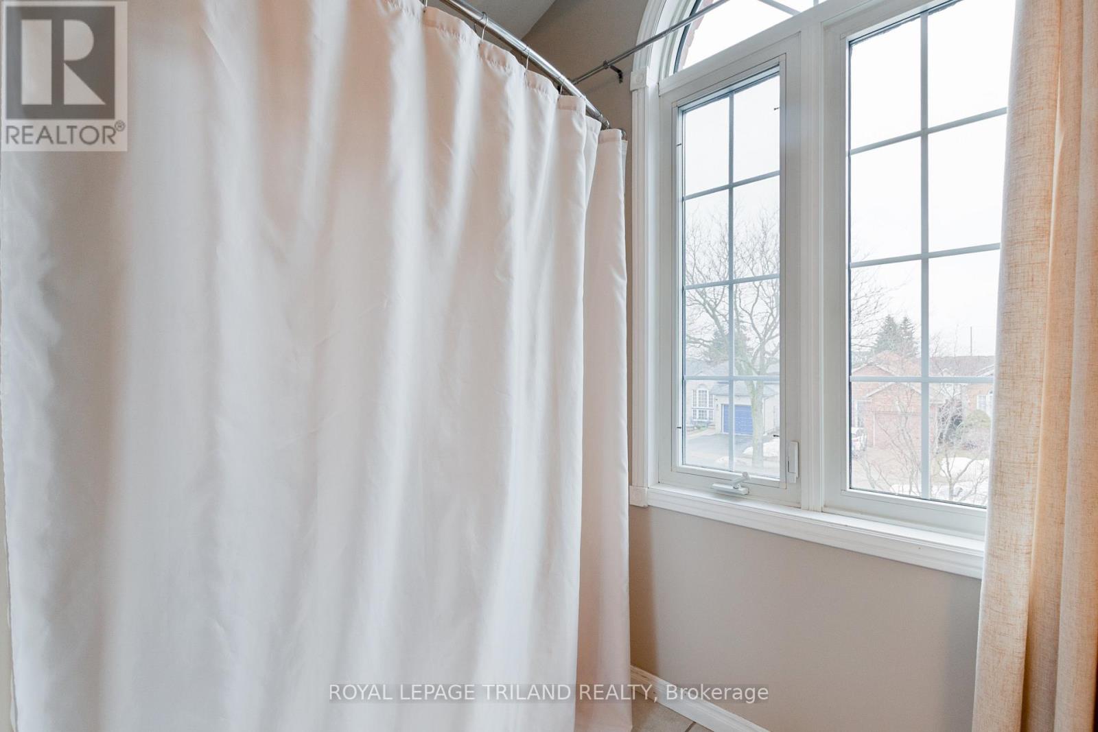 312 Brookhaven Place, London East, Ontario  N5Y 5N4 - Photo 23 - X12864930