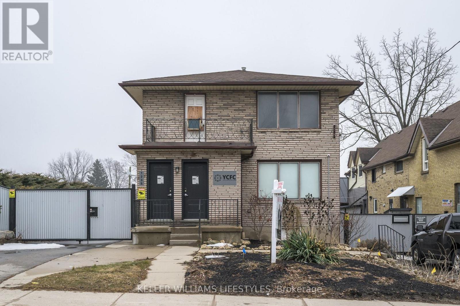 1235 DUNDAS STREET, London East, Ontario
