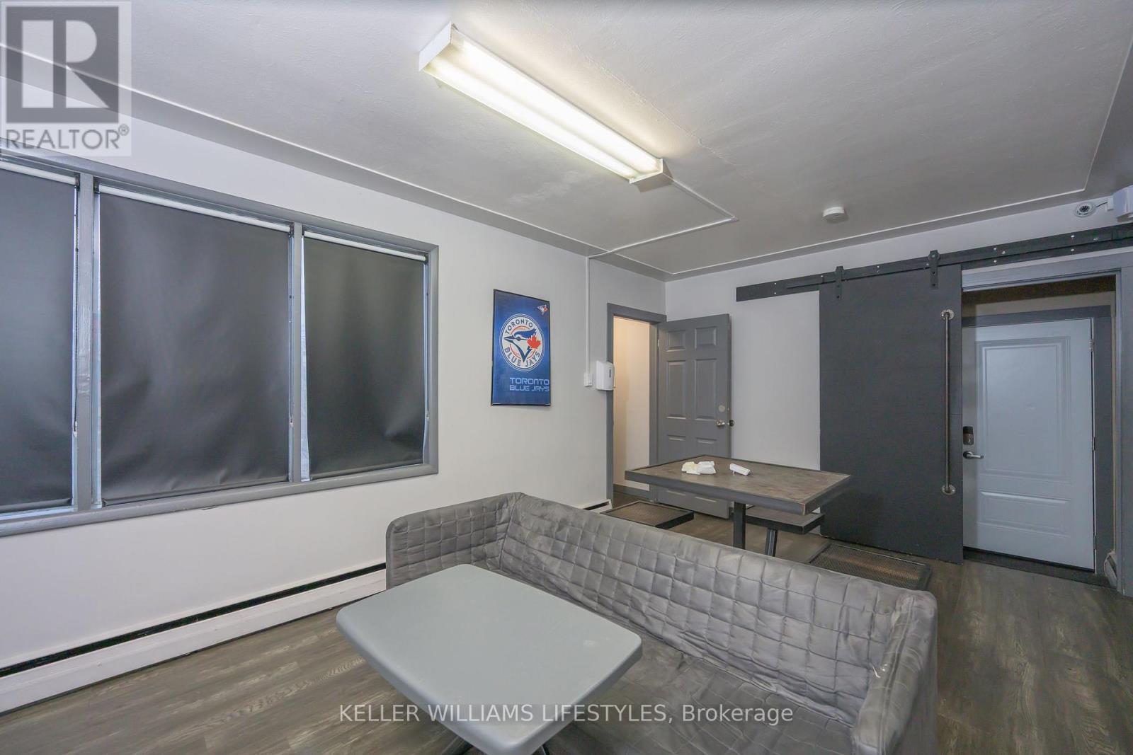 1235 Dundas Street, London East, Ontario  N5W 3B1 - Photo 25 - X12865024