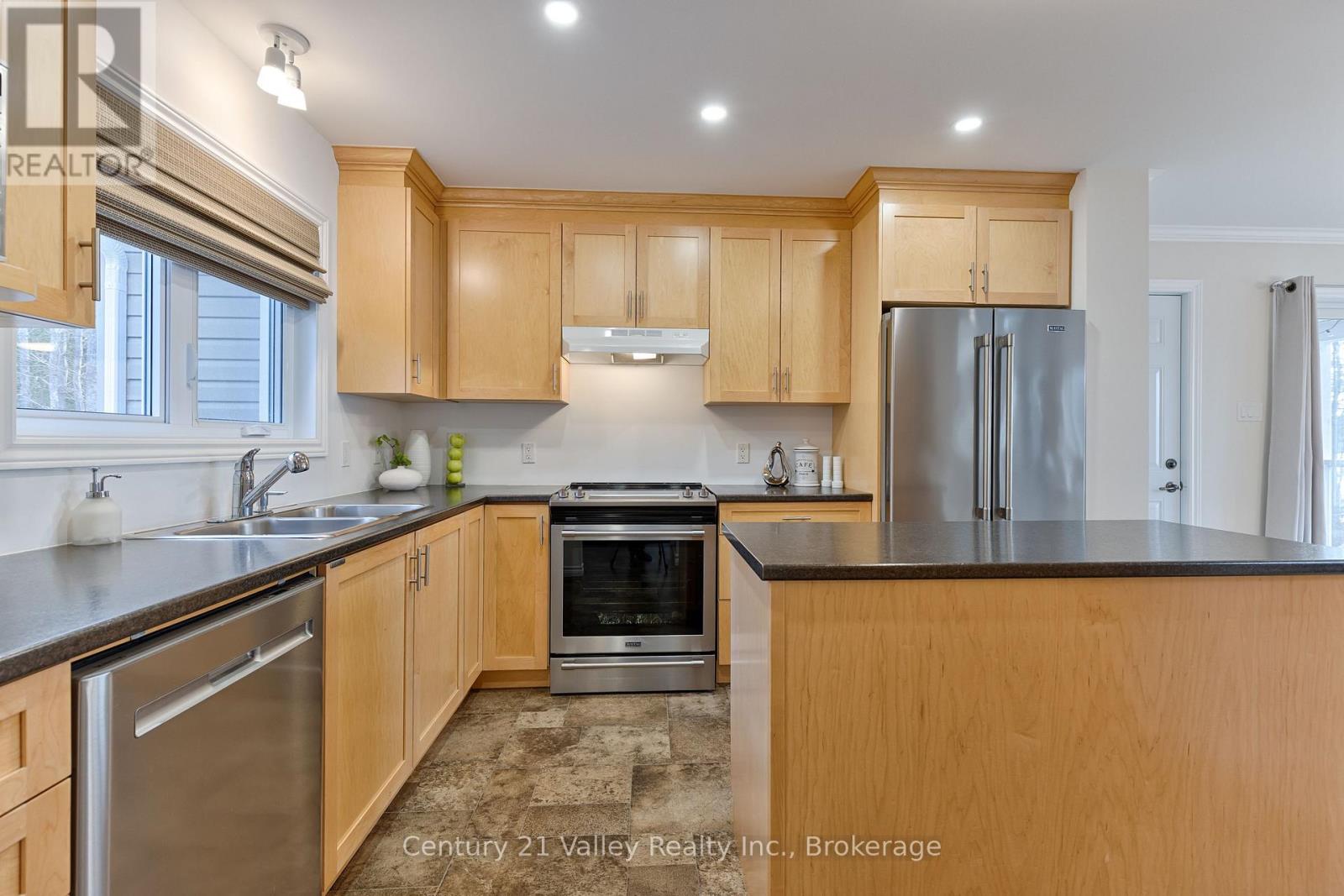 91 Muskie Lane, North Algona Wilberforce, Ontario  K0J 1X0 - Photo 10 - X12864998