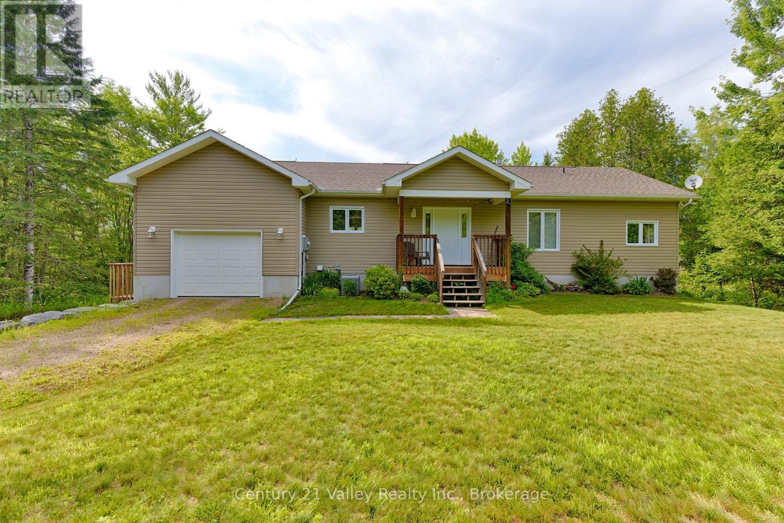 91 Muskie Lane, North Algona Wilberforce, Ontario  K0J 1X0 - Photo 8 - X12864998