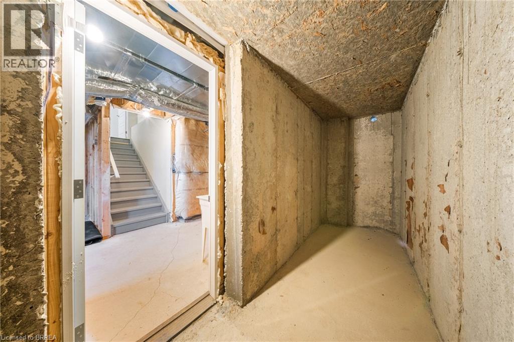 1 Bee Crescent, Brantford, Ontario  N3T 0V7 - Photo 40 - 40809693