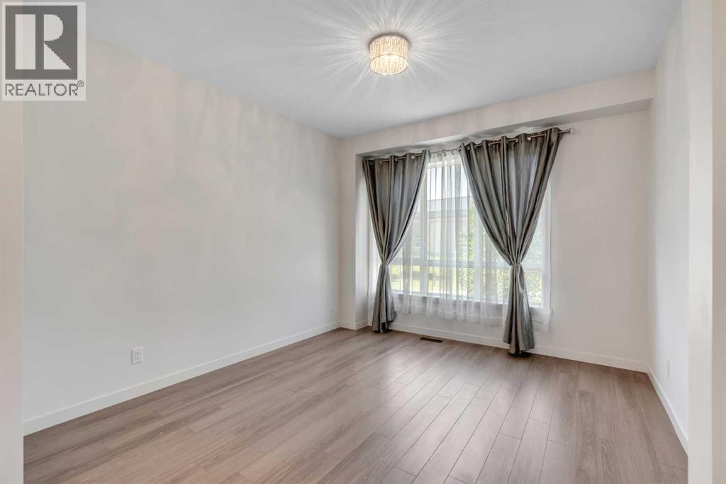 958 Sherwood Boulevard Nw, Calgary, Alberta  T3R 0V3 - Photo 13 - A2289041