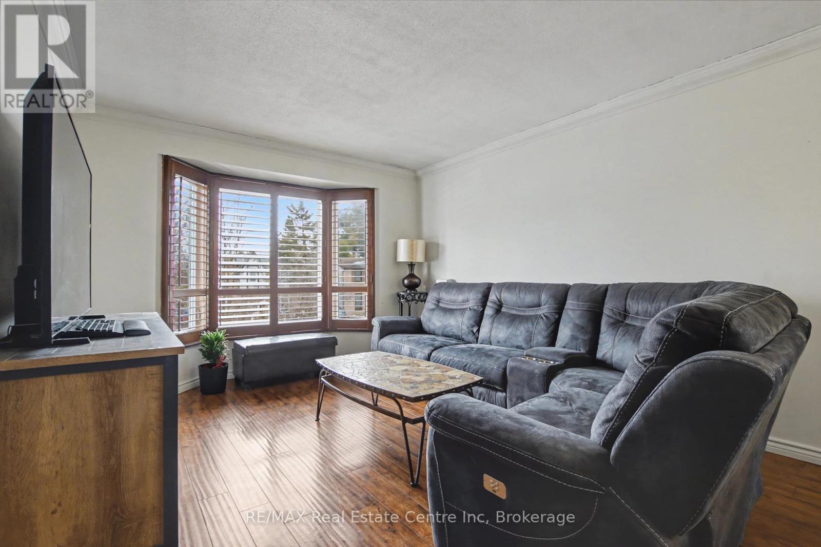 503 Whitelaw Road, Guelph, Ontario  N1K 1E7 - Photo 6 - X12864910