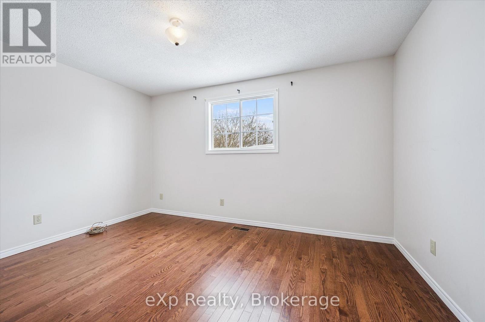 220 Justin's Place, Wellington North, Ontario  N0G 2L3 - Photo 26 - X12864978