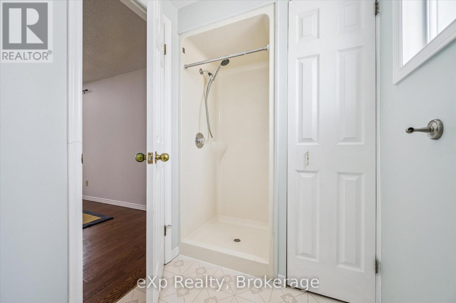 220 Justin's Place, Wellington North, Ontario  N0G 2L3 - Photo 31 - X12864978