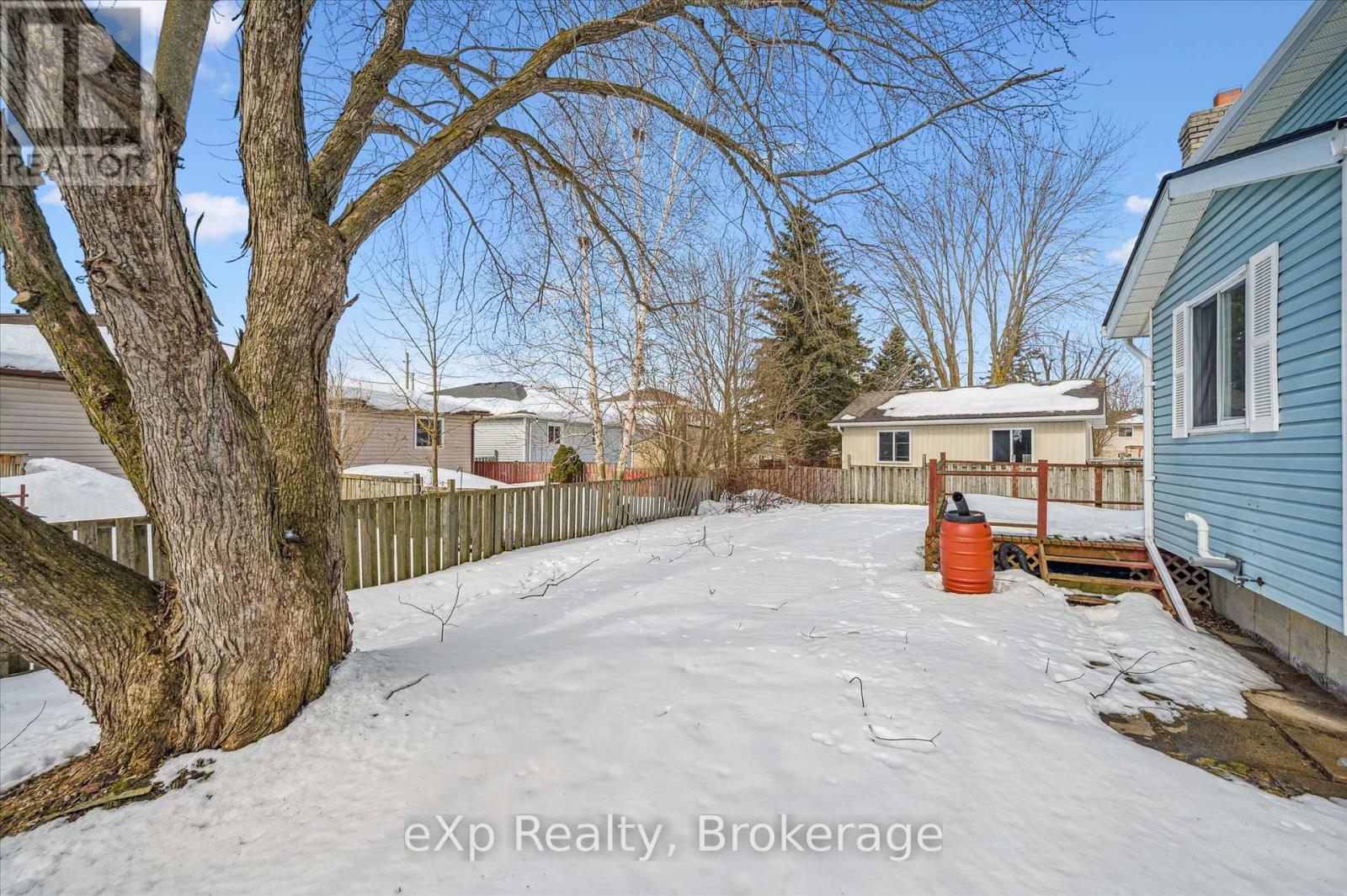 220 Justin's Place, Wellington North, Ontario  N0G 2L3 - Photo 37 - X12864978