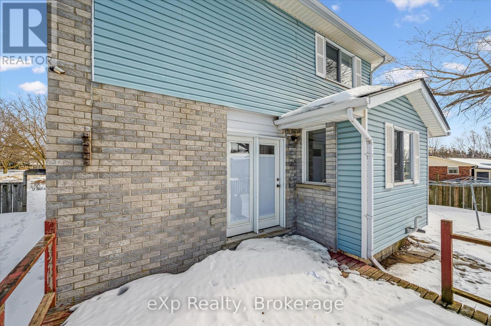 220 Justin's Place, Wellington North, Ontario  N0G 2L3 - Photo 41 - X12864978