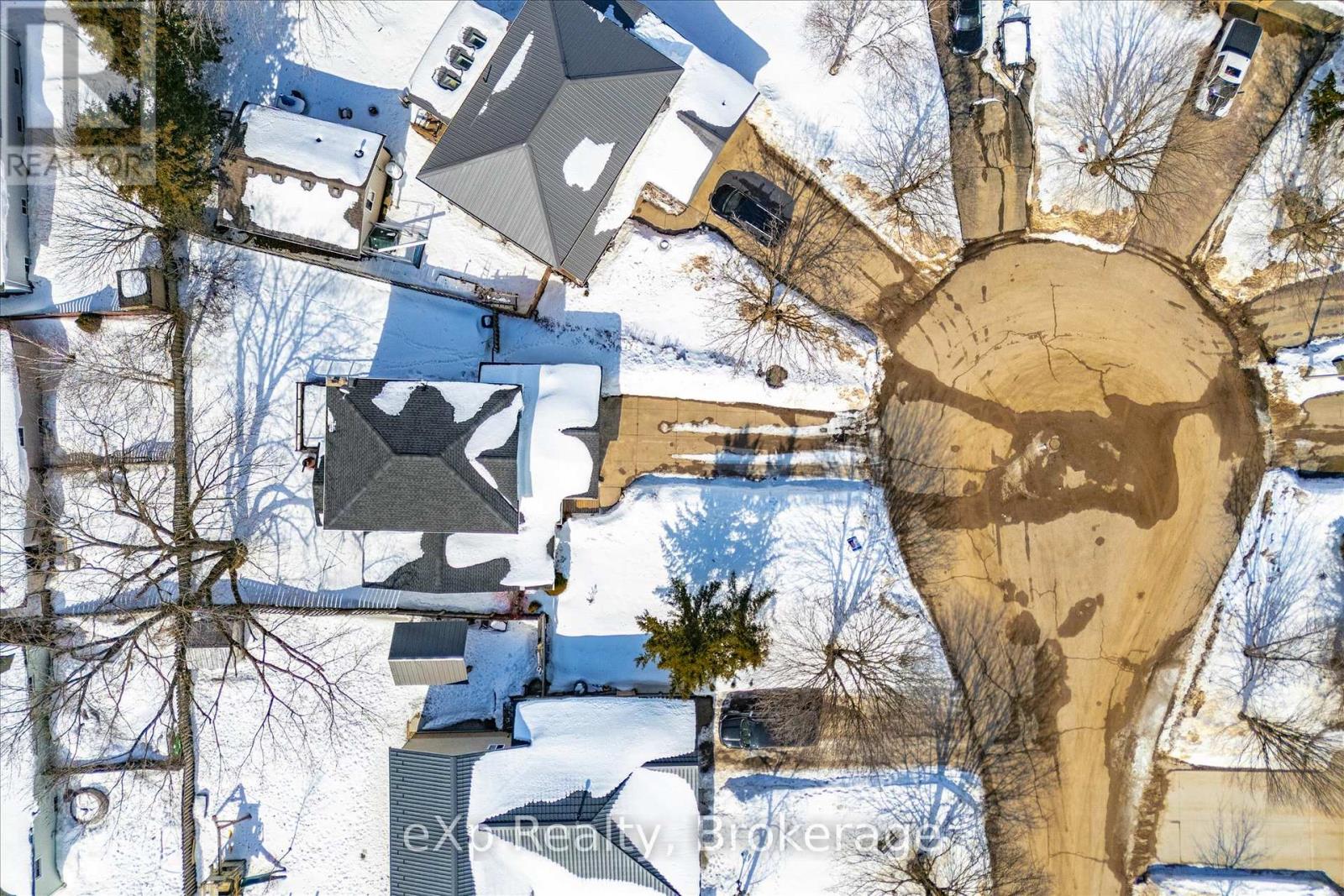 220 Justin's Place, Wellington North, Ontario  N0G 2L3 - Photo 47 - X12864978