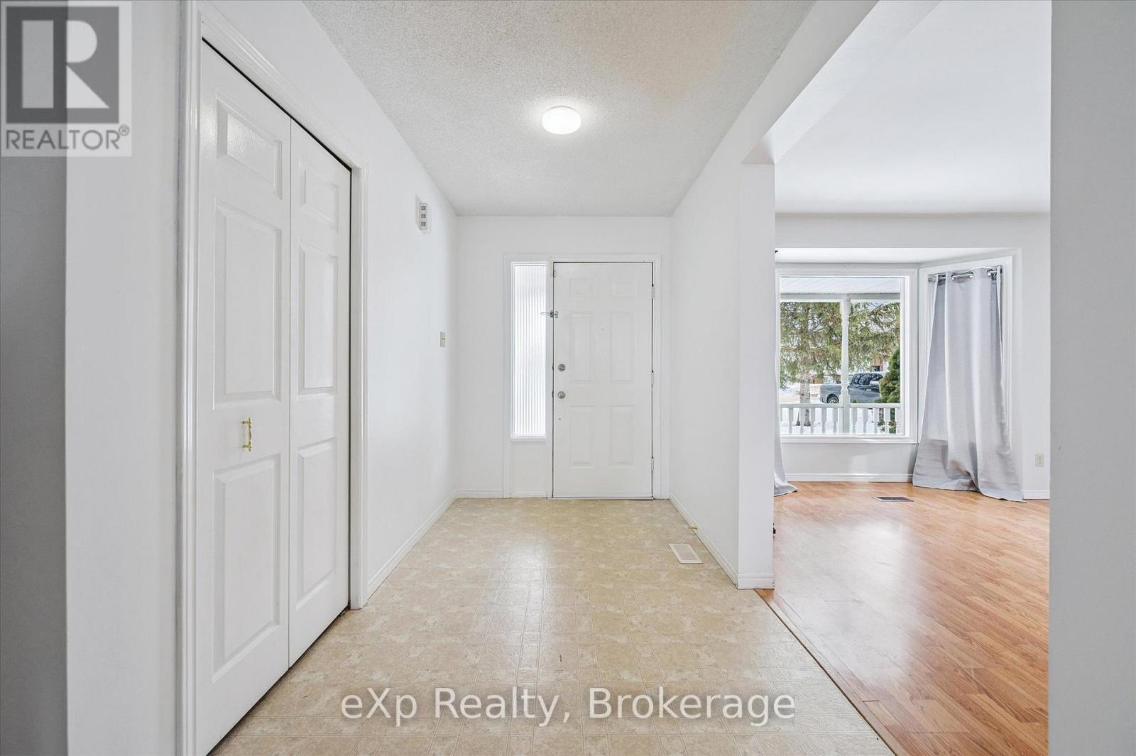 220 Justin's Place, Wellington North, Ontario  N0G 2L3 - Photo 7 - X12864978