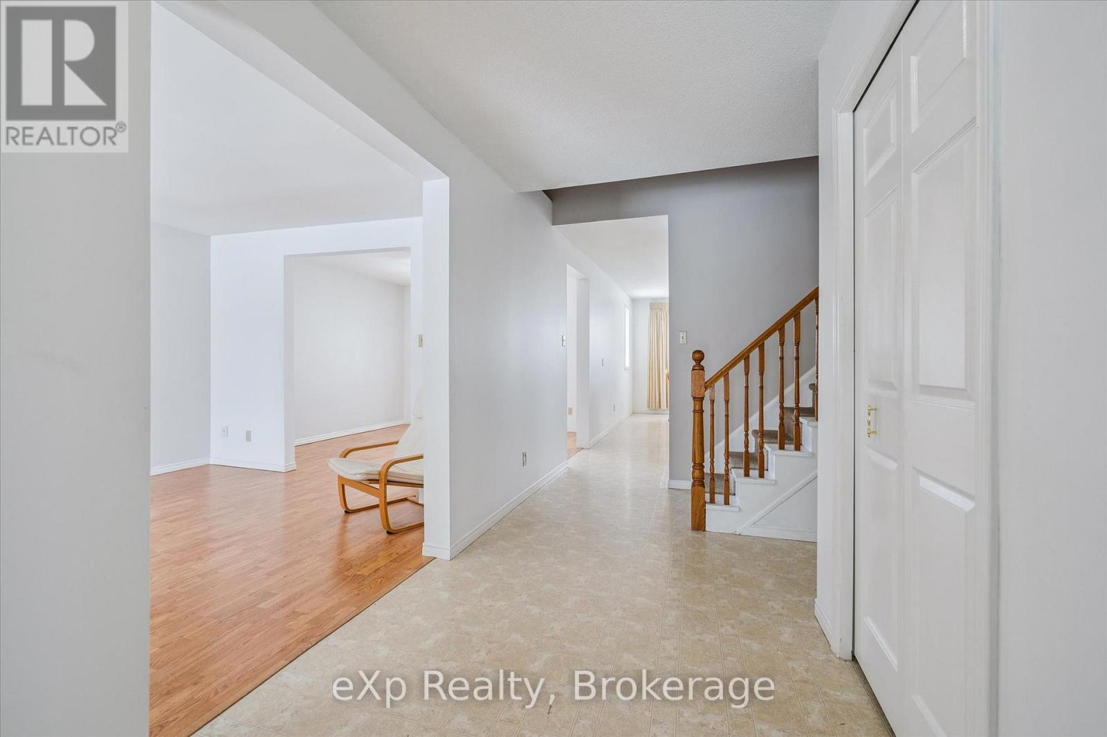 220 Justin's Place, Wellington North, Ontario  N0G 2L3 - Photo 8 - X12864978