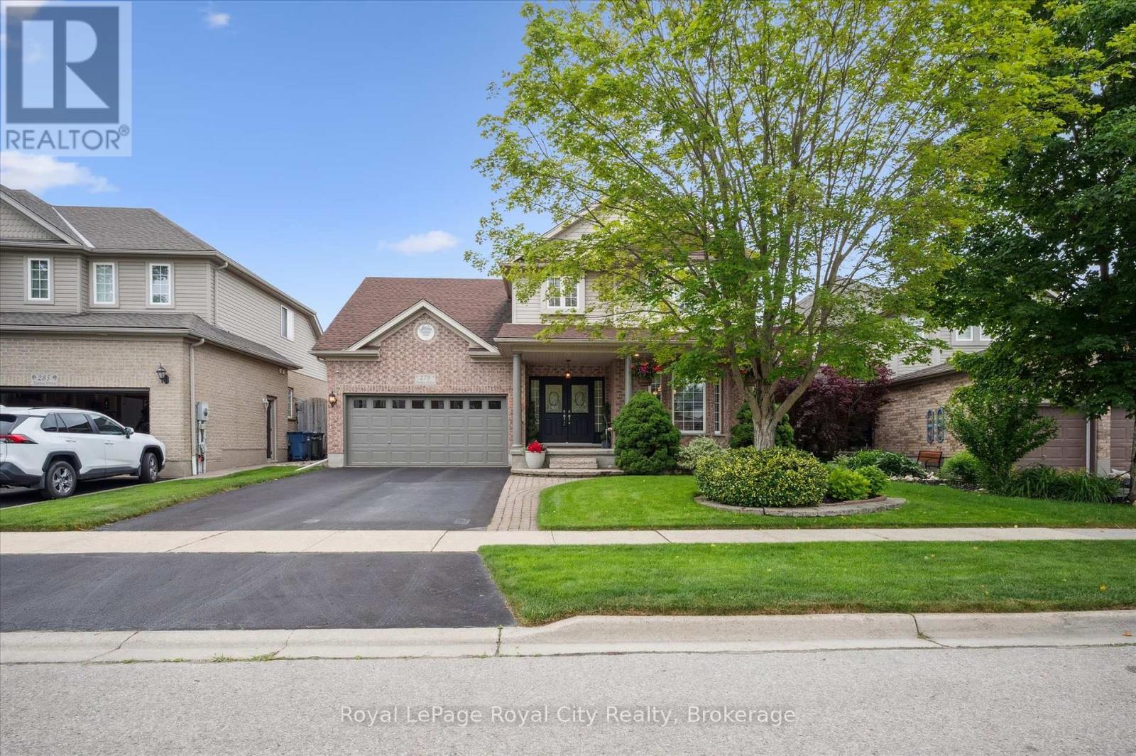 279 Farley Drive, Guelph, Ontario  N1L 1N6 - Photo 3 - X12865026