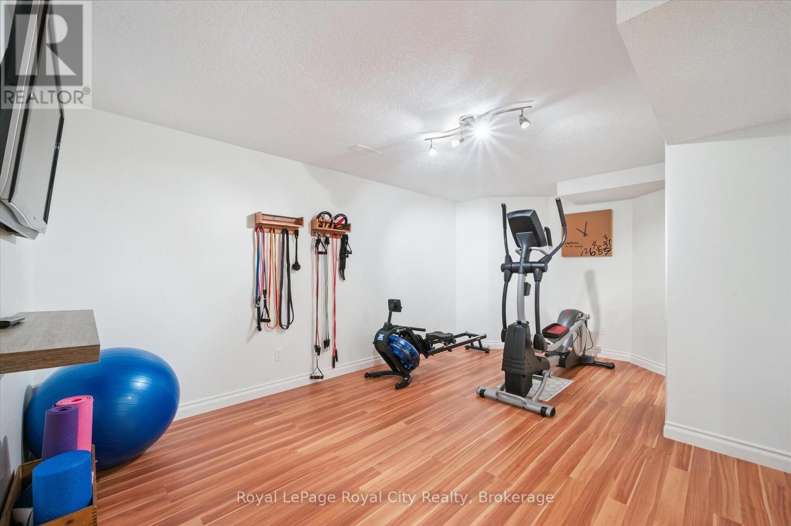 279 Farley Drive, Guelph, Ontario  N1L 1N6 - Photo 39 - X12865026