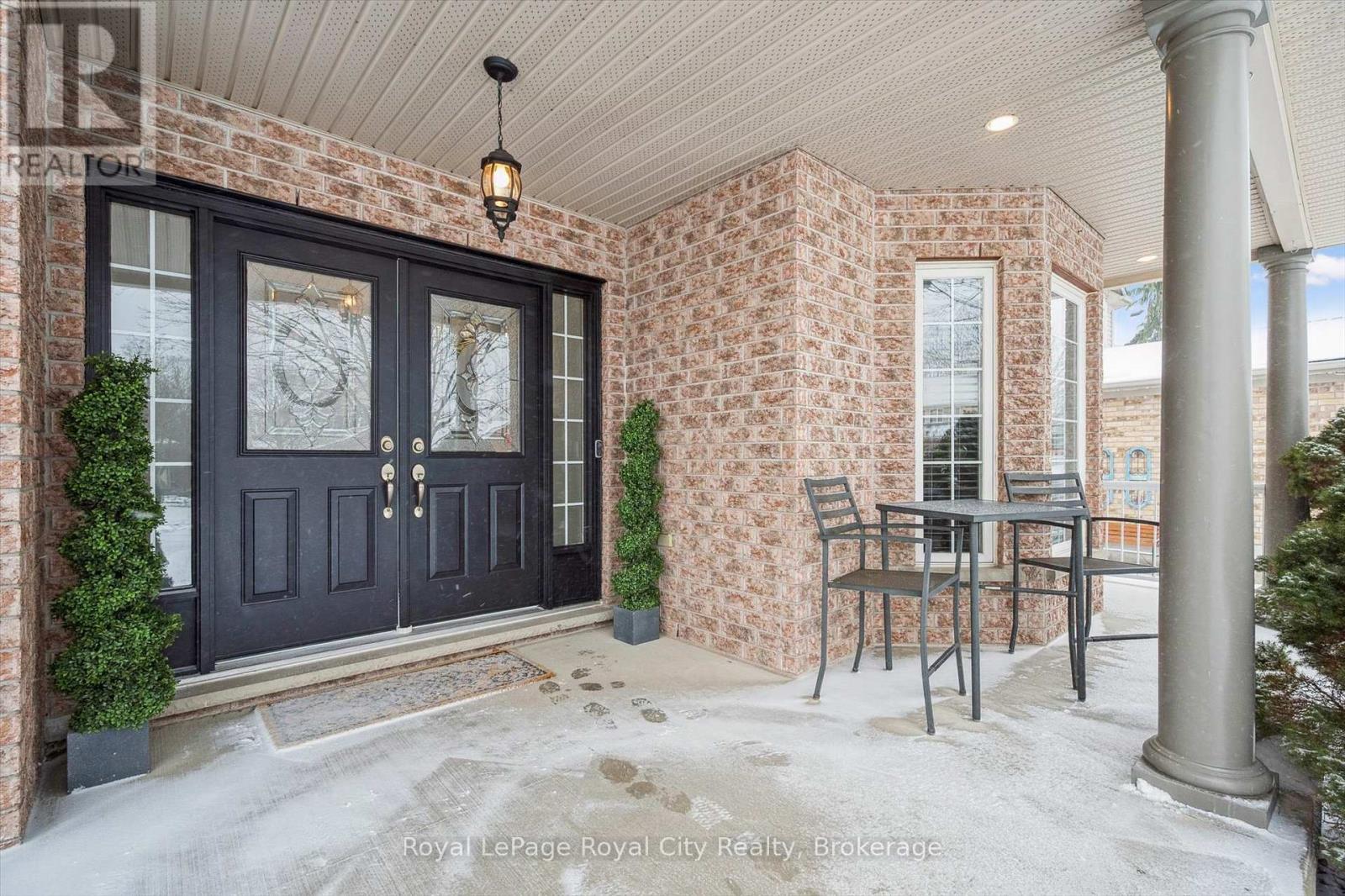 279 Farley Drive, Guelph, Ontario  N1L 1N6 - Photo 4 - X12865026