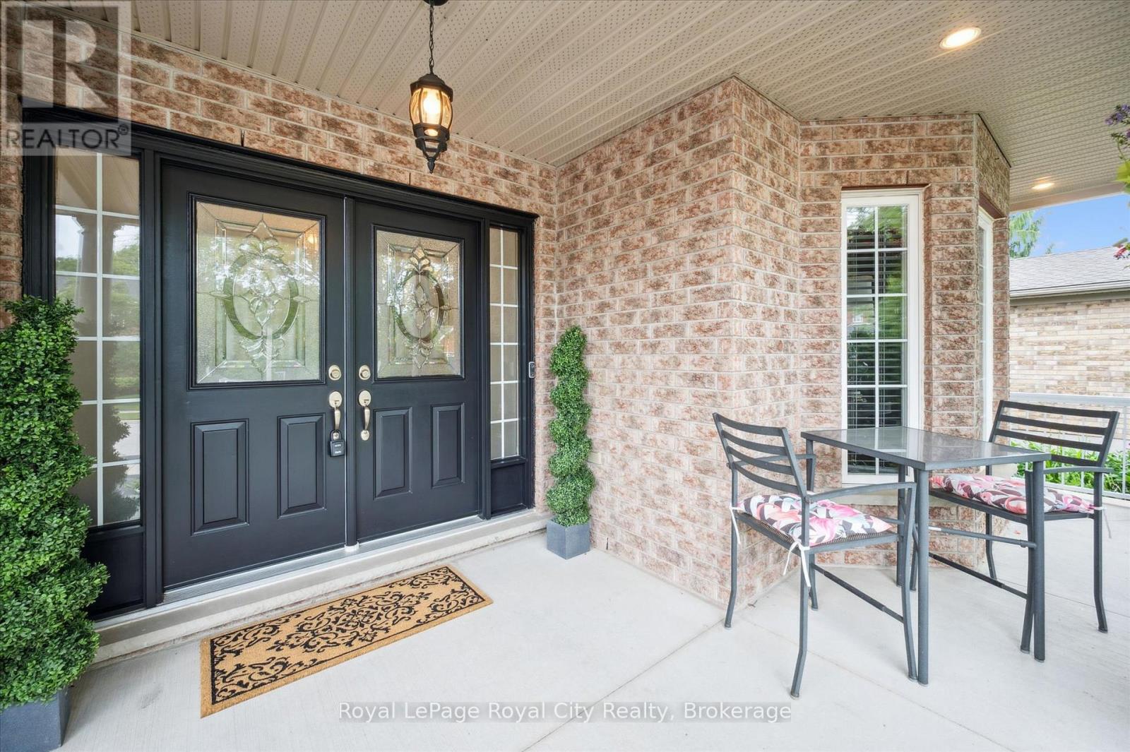 279 Farley Drive, Guelph, Ontario  N1L 1N6 - Photo 6 - X12865026