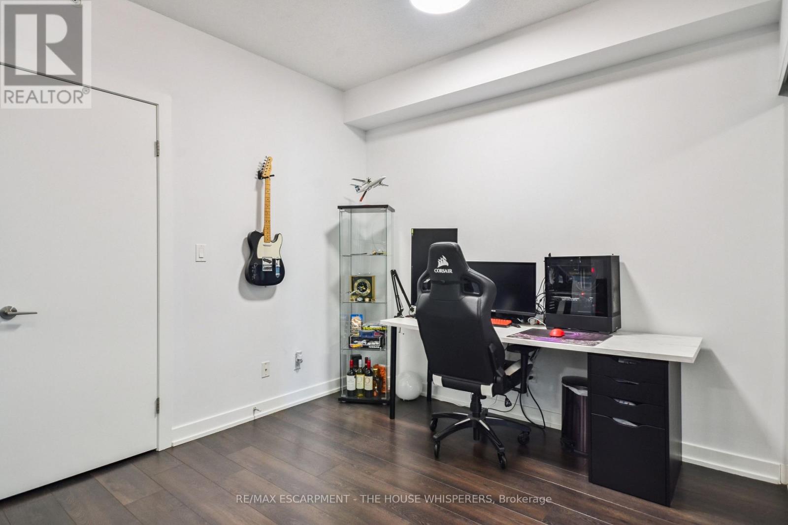 2308 - 20 Bruyeres Mews, Toronto, Ontario  M5V 0G8 - Photo 12 - C12864970