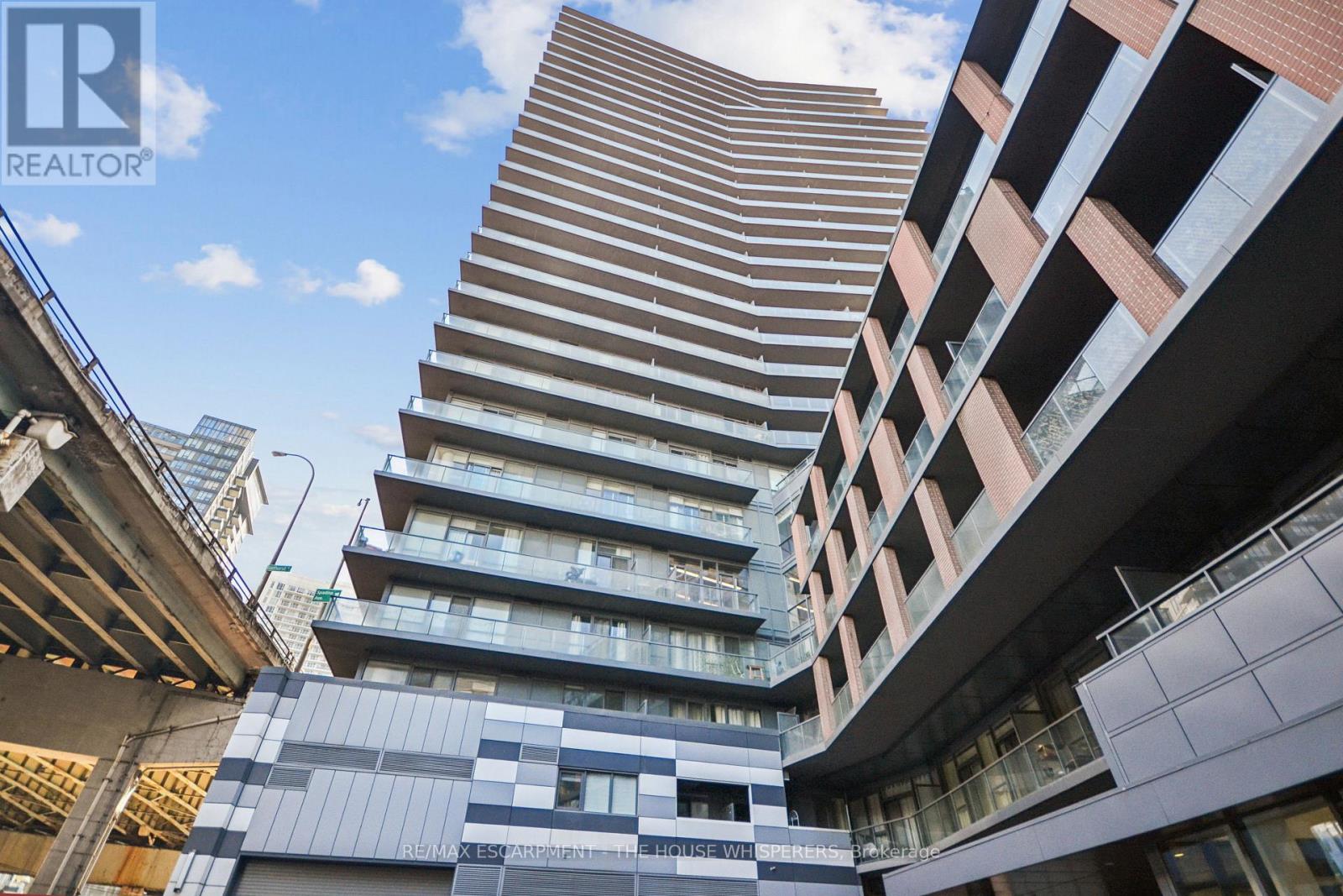 2308 - 20 Bruyeres Mews, Toronto, Ontario  M5V 0G8 - Photo 4 - C12864970