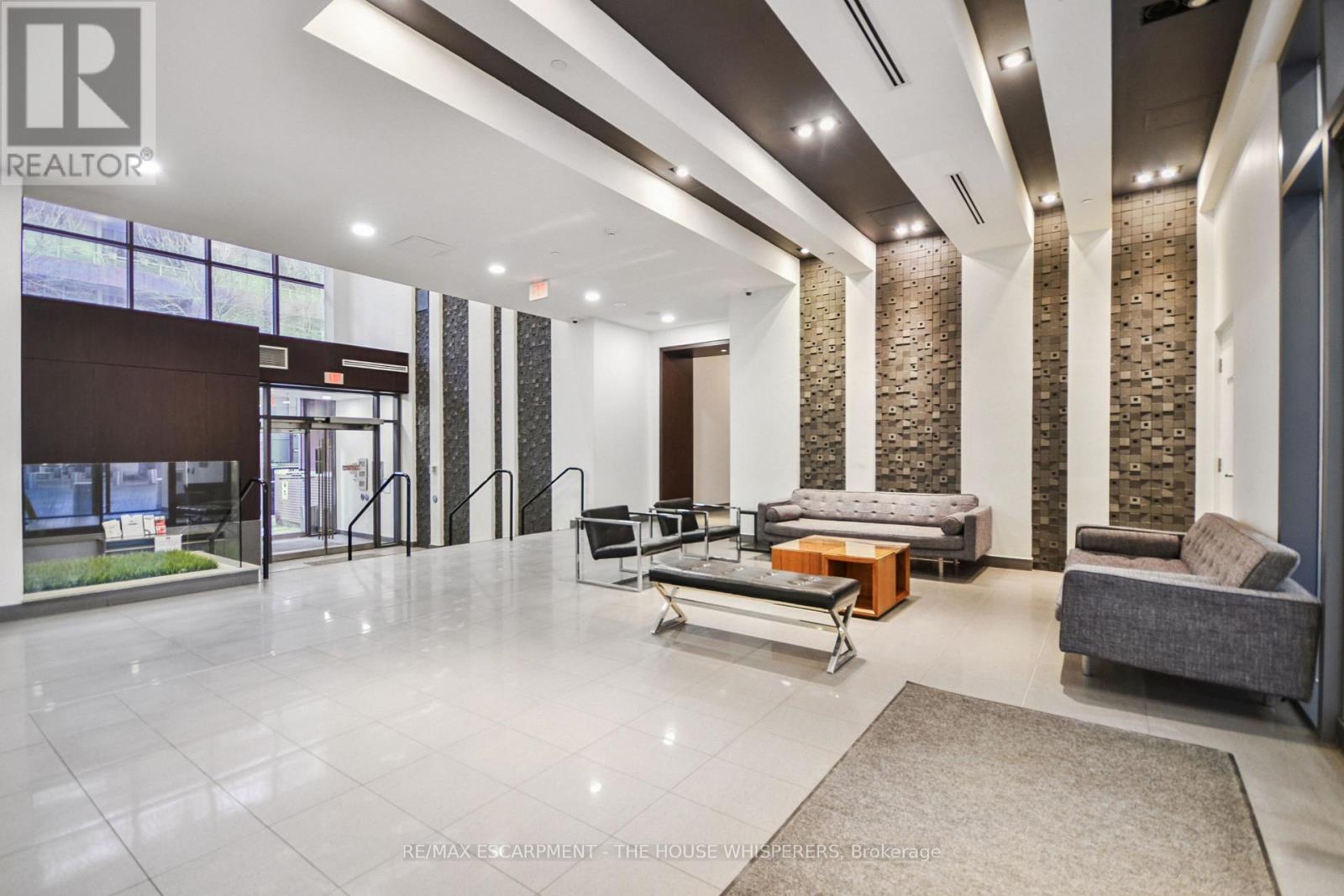 2308 - 20 Bruyeres Mews, Toronto, Ontario  M5V 0G8 - Photo 8 - C12864970