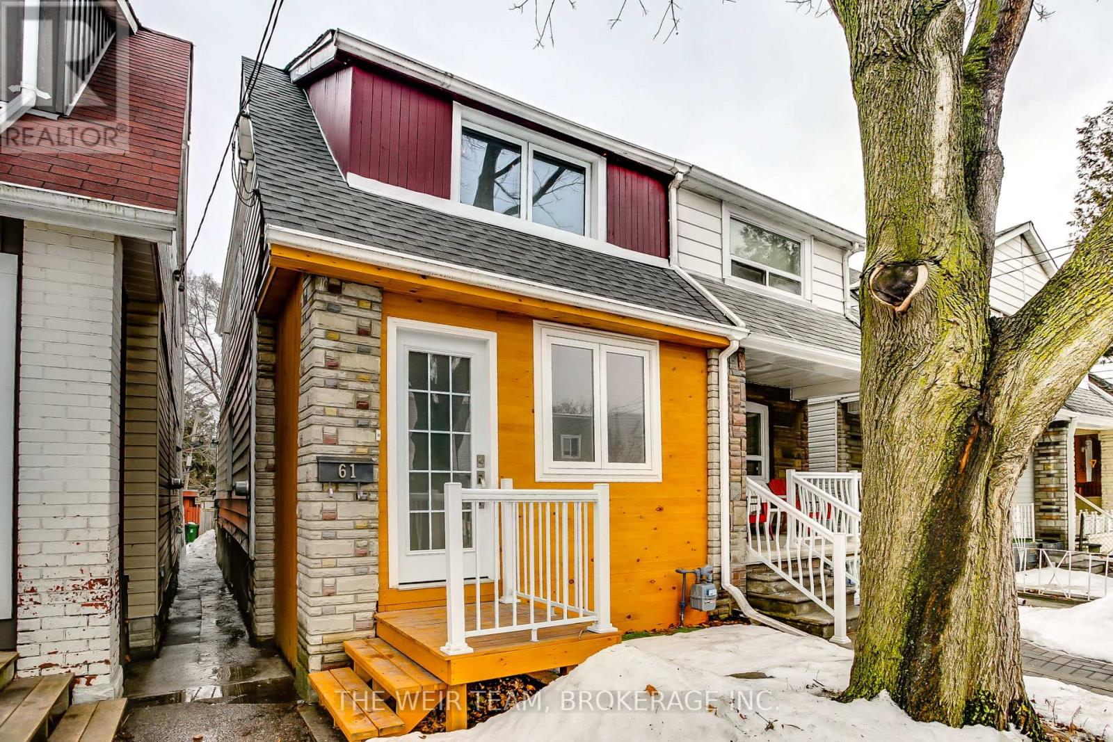 UPPER - 61 RUSHBROOKE AVENUE, Toronto, Ontario