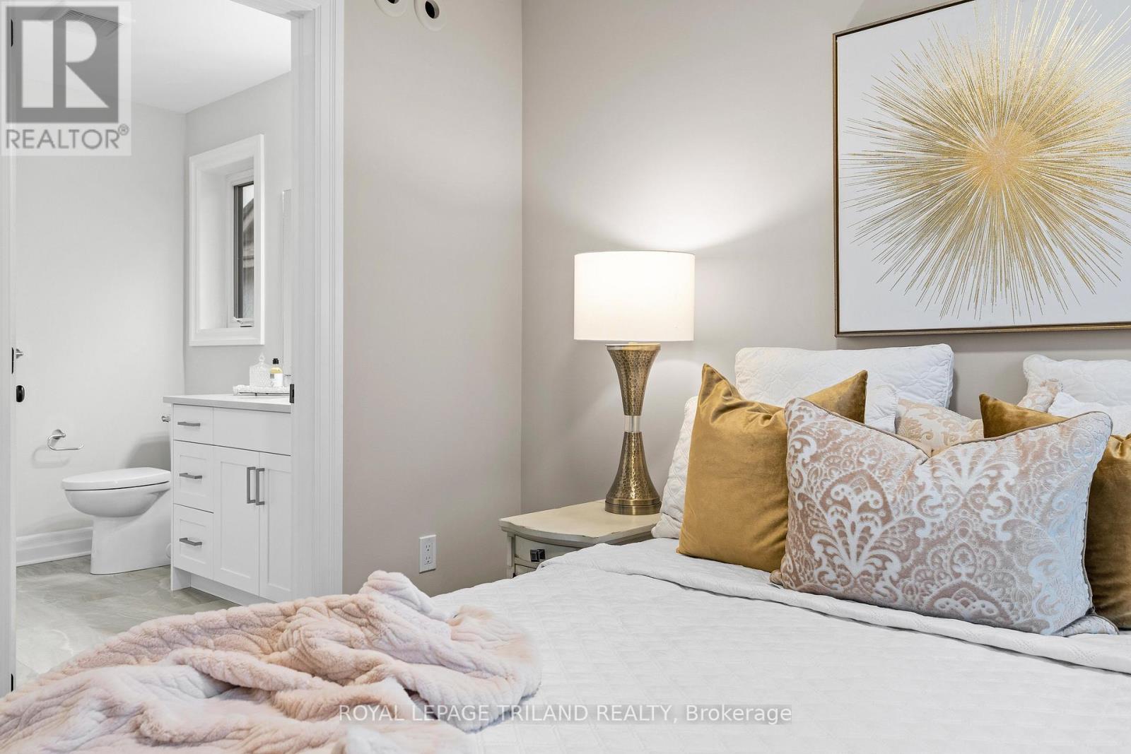 Photo 11 of 33 for 79 Hickory Lane