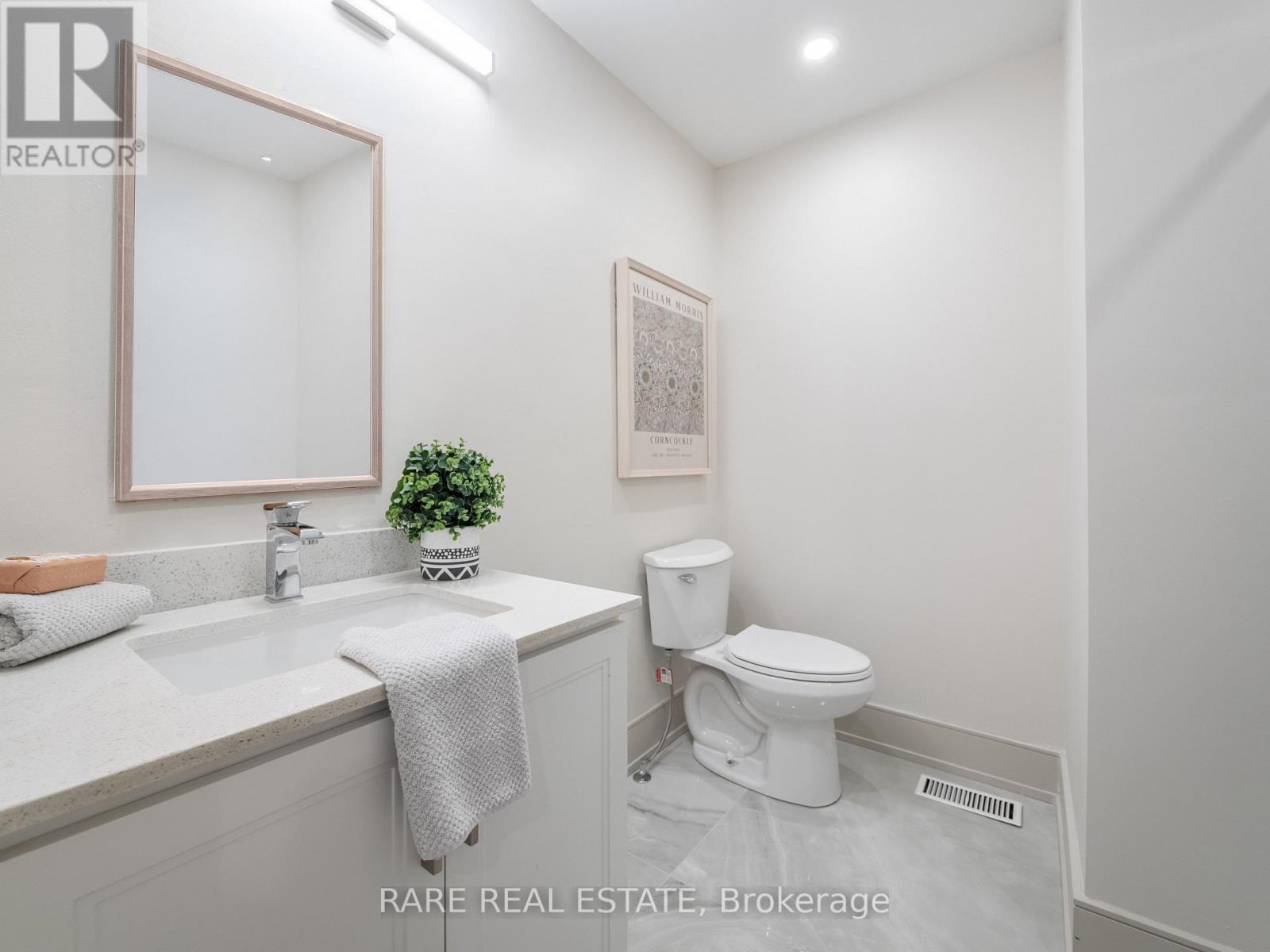 45 Thorny Brae Drive, Markham (Royal Orchard), Ontario  L3T 3G5 - Photo 21 - N12864986