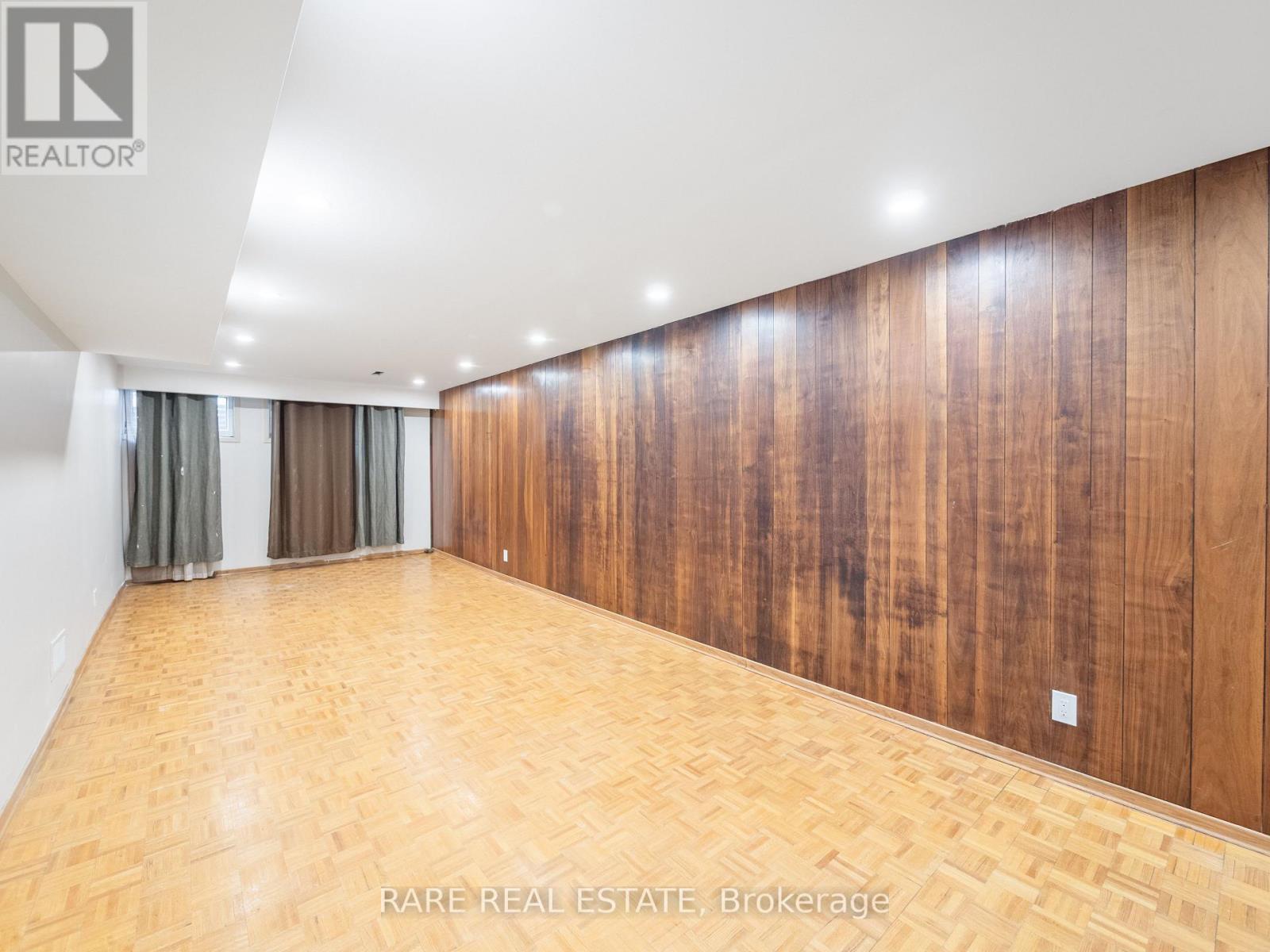 45 Thorny Brae Drive, Markham (Royal Orchard), Ontario  L3T 3G5 - Photo 34 - N12864986