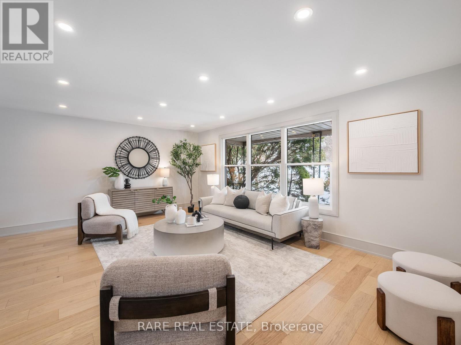 45 Thorny Brae Drive, Markham (Royal Orchard), Ontario  L3T 3G5 - Photo 5 - N12864986