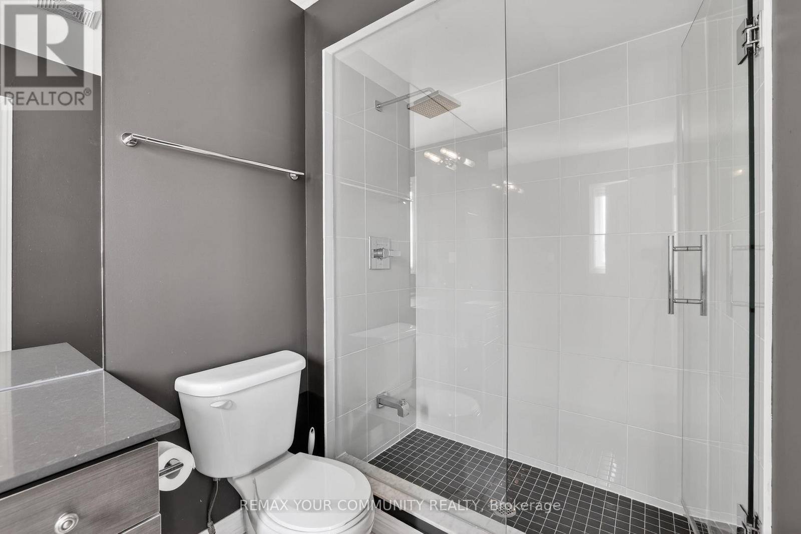 49 Matthewson Avenue, Bradford West Gwillimbury, Ontario  L3Z 0P3 - Photo 22 - N12853208