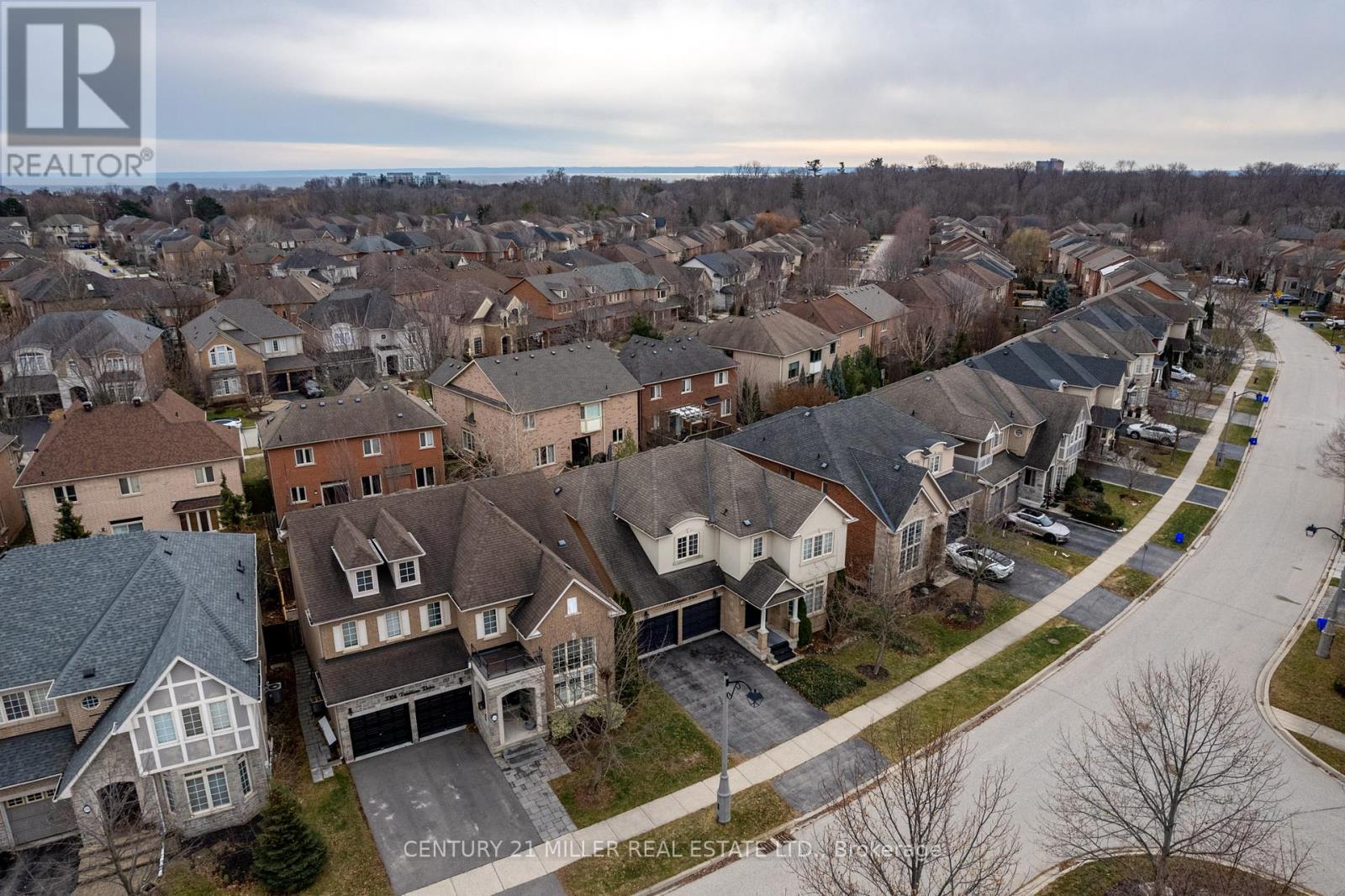 3310 Timeless Drive, Oakville, Ontario  L6L 6V4 - Photo 46 - W12864974