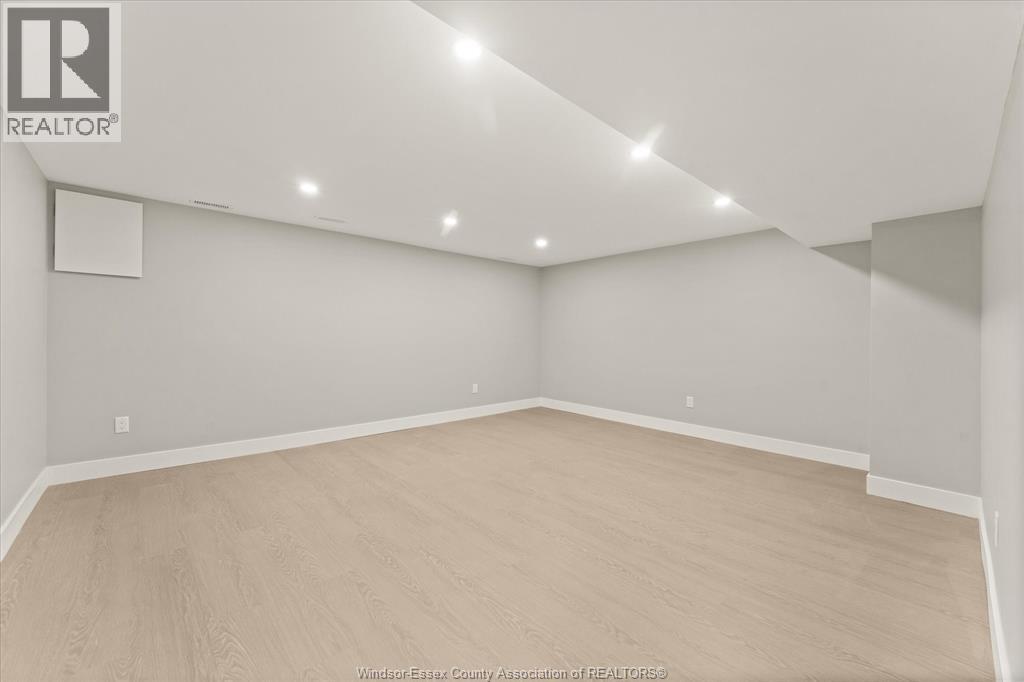 2960 Meadowbrook Lane Unit# 2, Windsor, Ontario  N8T 3C8 - Photo 12 - 26004957