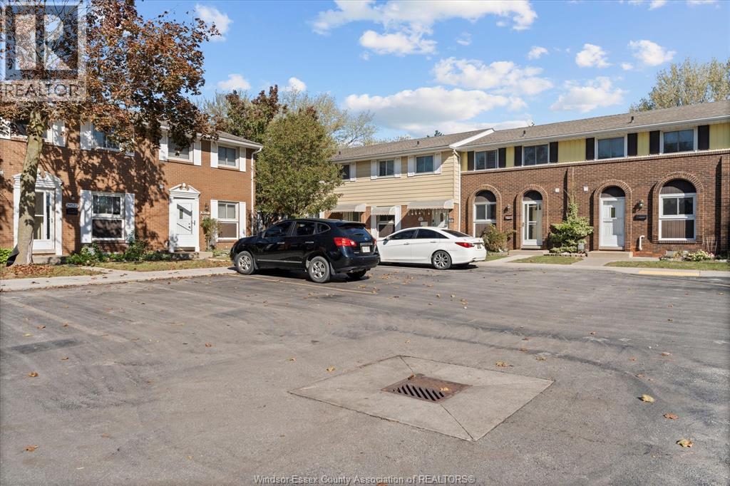 2960 Meadowbrook Lane Unit# 2, Windsor, Ontario  N8T 3C8 - Photo 29 - 26004956