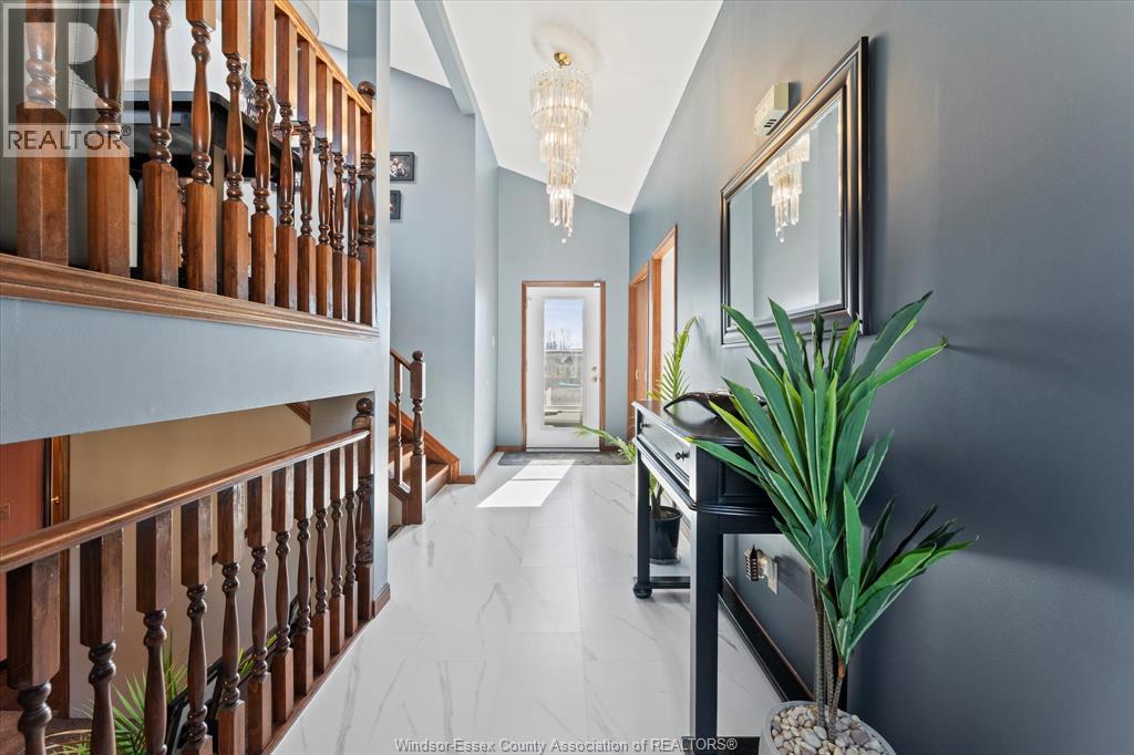 170 Gary Avenue, Lasalle, Ontario  N9J 1V2 - Photo 2 - 26004736