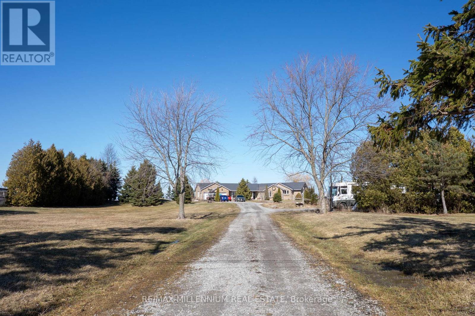 1113 RIDGE ROAD, Hamilton, Ontario