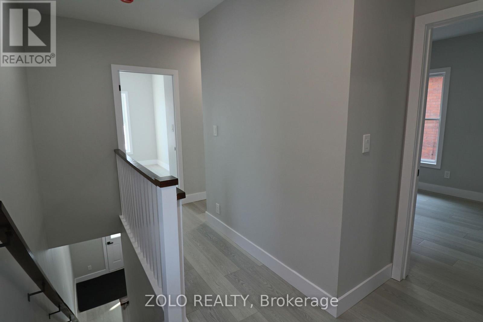 498 Charlotte Street, Peterborough, Ontario  K9J 2W3 - Photo 6 - X12851916