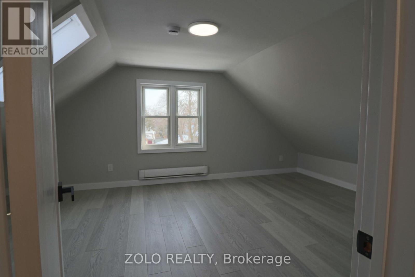 498 Charlotte Street, Peterborough, Ontario  K9J 2W3 - Photo 14 - X12851916