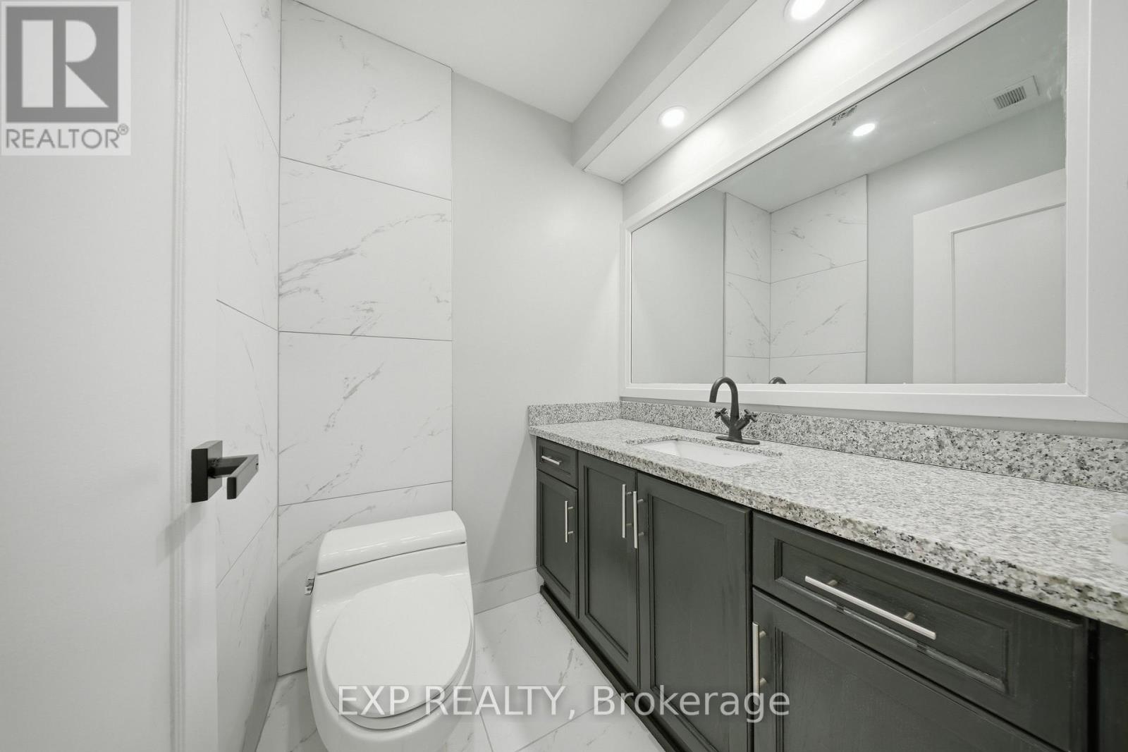 Ph3 - 222 Jackson Street W, Hamilton, Ontario  L8P 4S5 - Photo 10 - X12864934