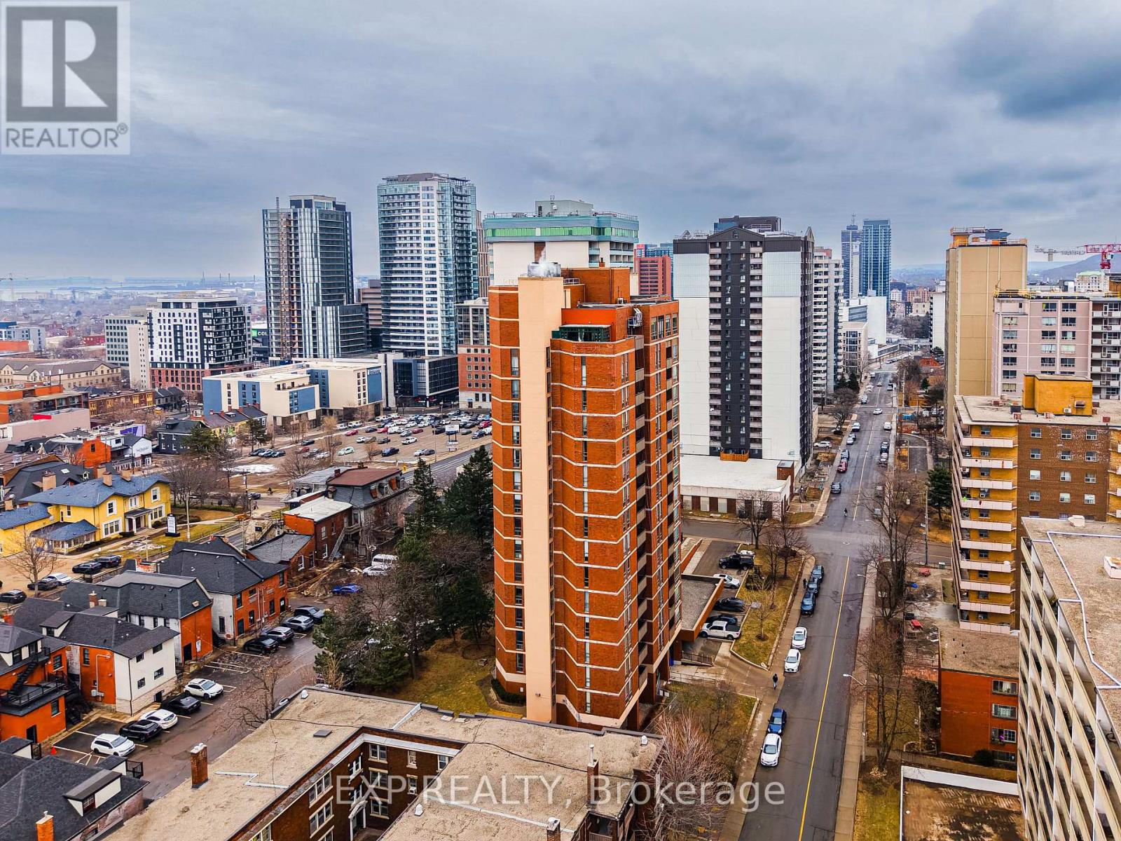 Ph3 - 222 Jackson Street W, Hamilton, Ontario  L8P 4S5 - Photo 4 - X12864934