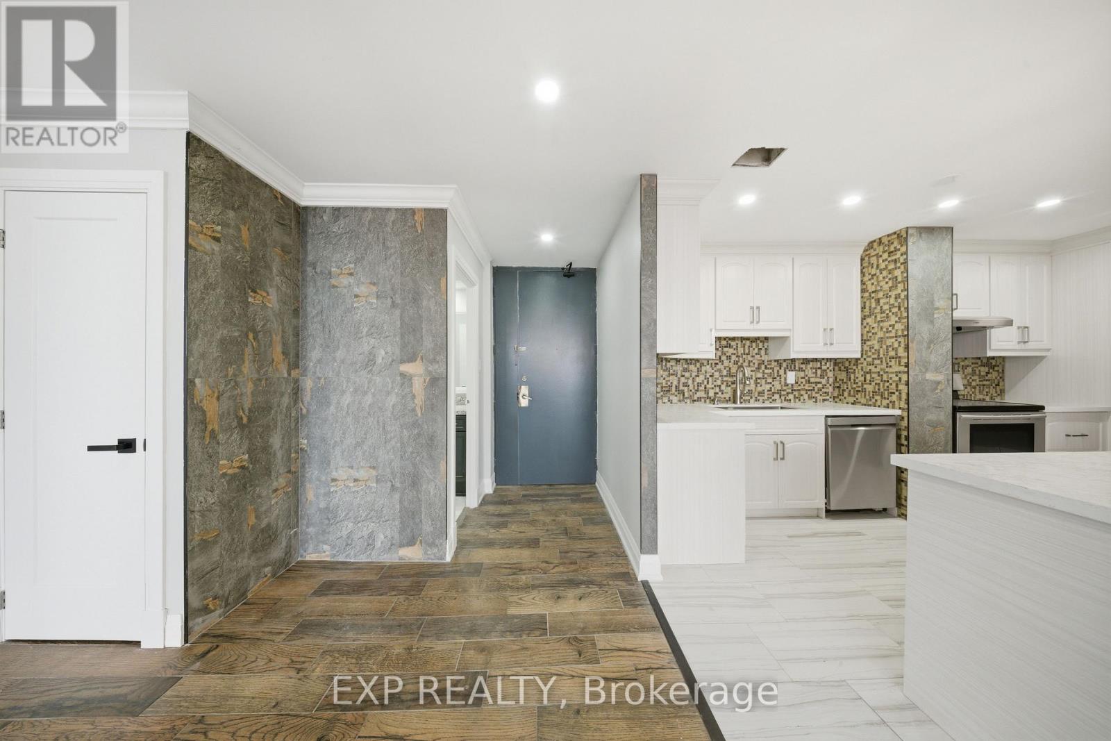 Ph3 - 222 Jackson Street W, Hamilton, Ontario  L8P 4S5 - Photo 9 - X12864934