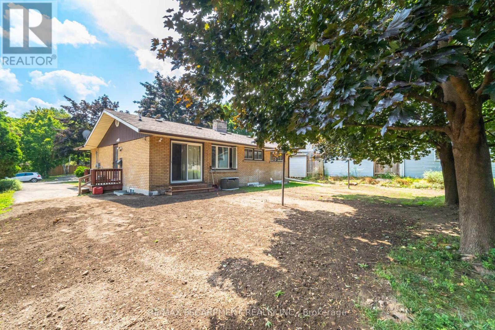 Upper - 214 Forest Hill Drive, Kitchener, Ontario  N2M 4G3 - Photo 20 - X12864966