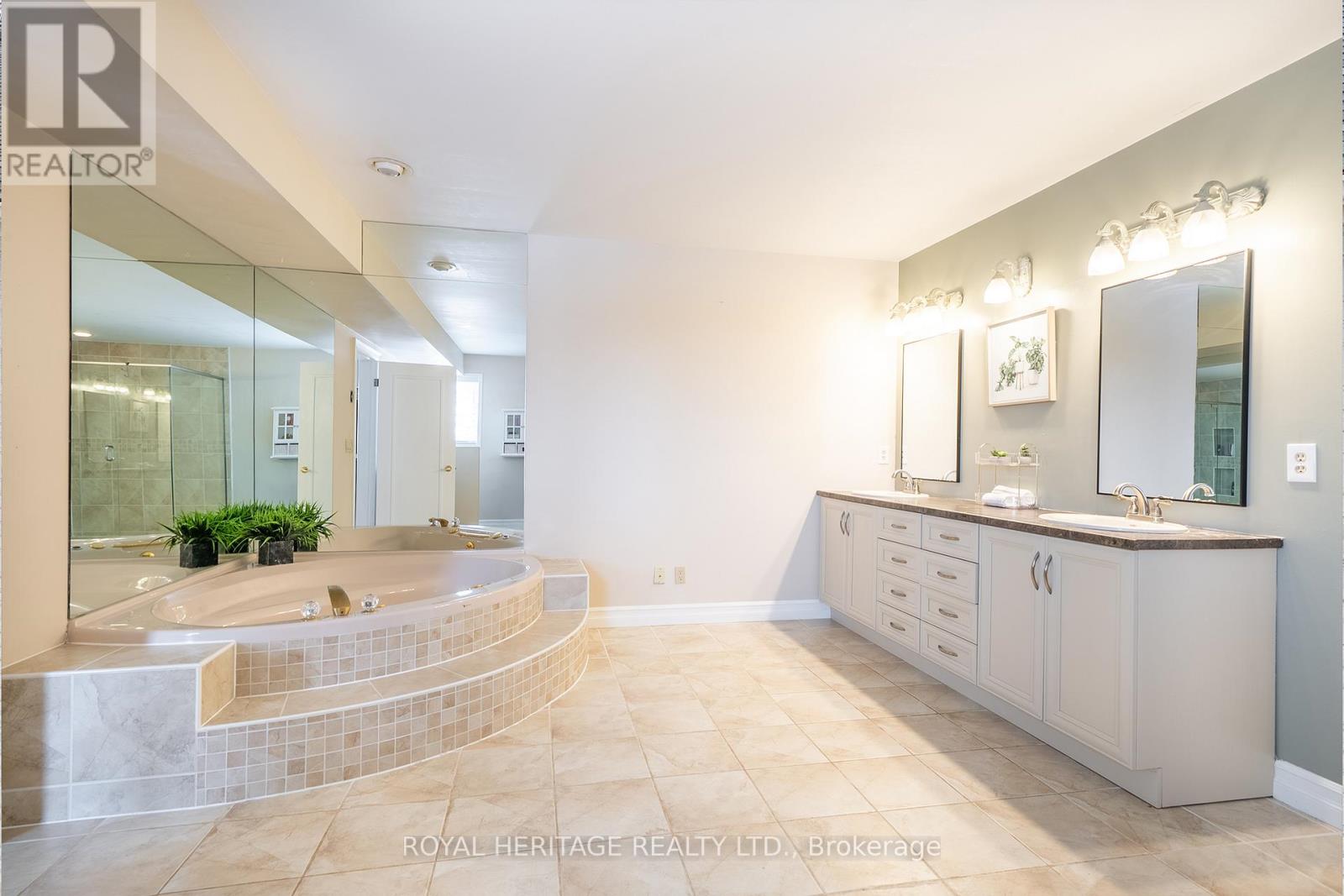 37 Forest Hill Drive, Hamilton Township, Ontario  K9A 0W3 - Photo 36 - X12860136