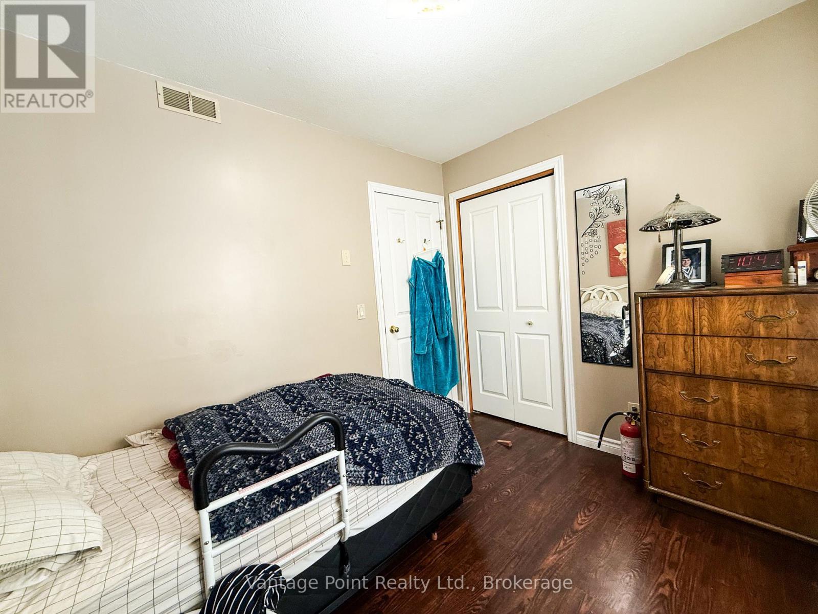 22 Frederick Street, Huron East, Ontario  N0G 1H0 - Photo 18 - X12865150