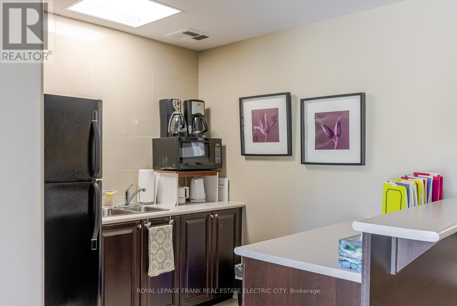 105 - 869 Clonsilla Avenue, Peterborough, Ontario  K9J 0B7 - Photo 15 - X12865124