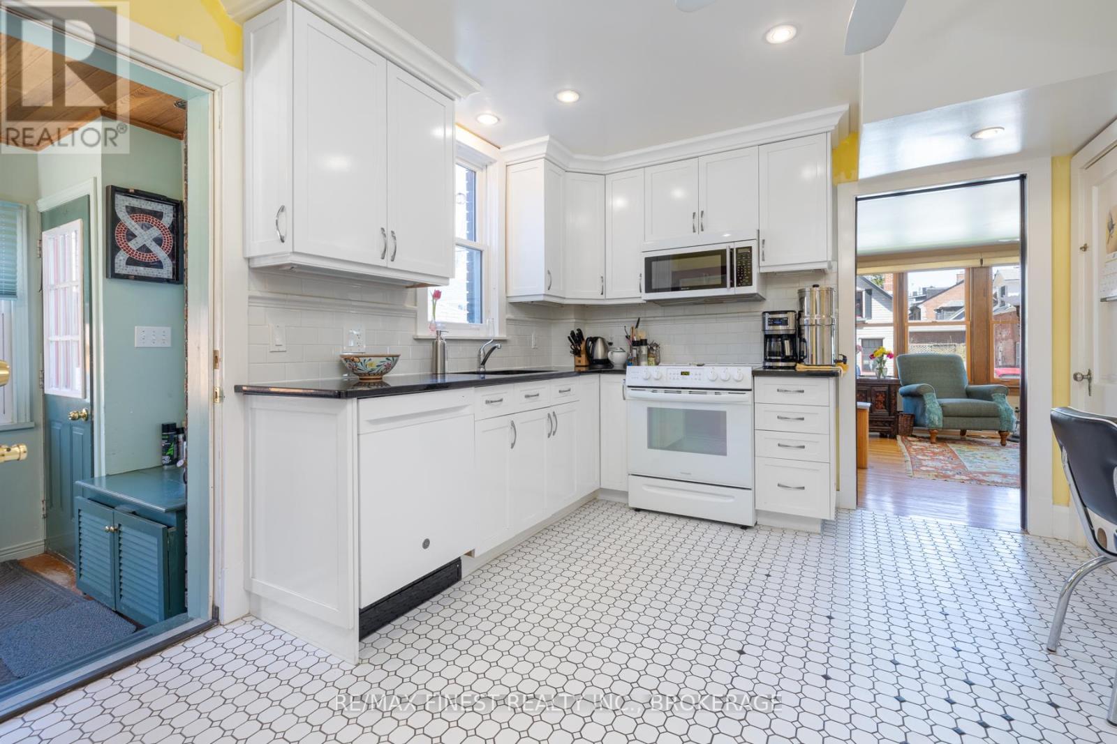 180 King Street E, Kingston, Ontario  K7L 3A2 - Photo 18 - X12865076