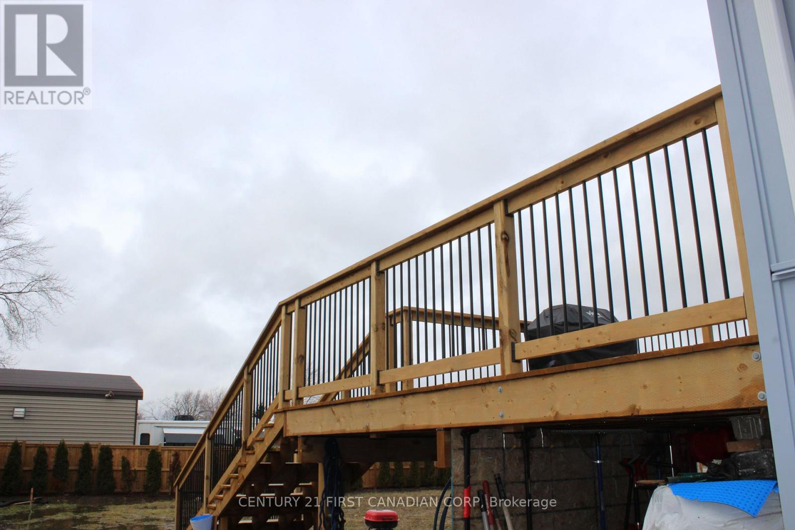 2609 Oil Heritage Road, Oil Springs, Ontario  N0N 1P0 - Photo 35 - X12865072