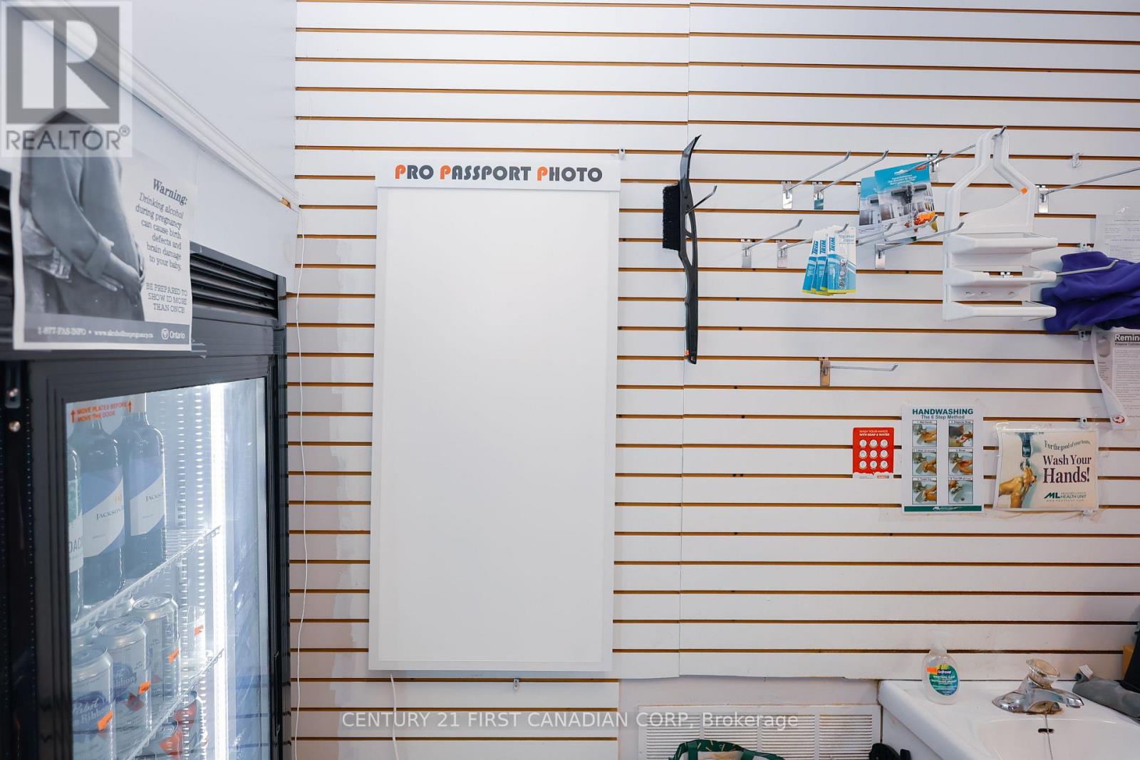 19 Adelaide Street S, London South, Ontario  N5Z 3J9 - Photo 11 - X12865098