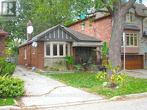 32 Johnston Avenue, Toronto, Ontario  M2N 1G8 - Photo 1 - C12864362